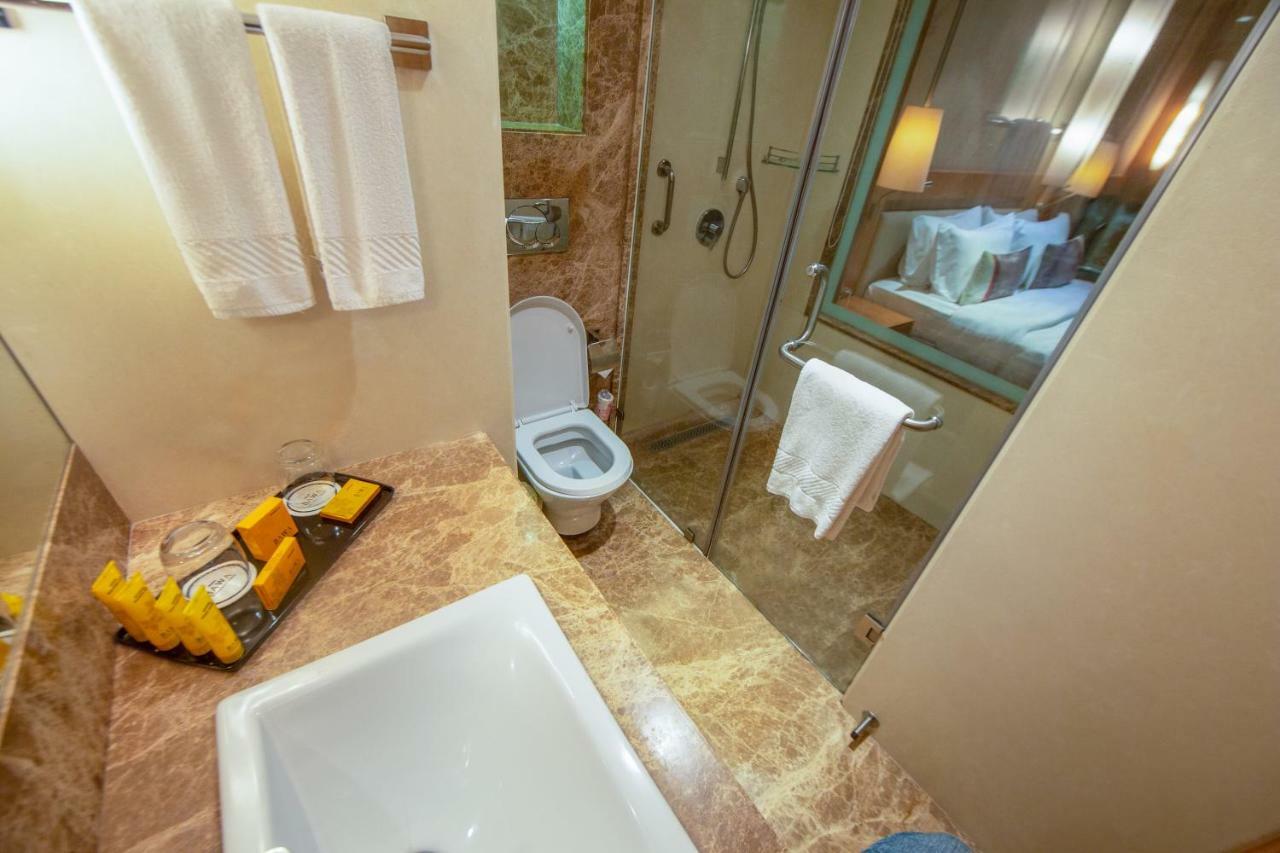 Hotel Bawa International Mumbai Eksteriør bilde